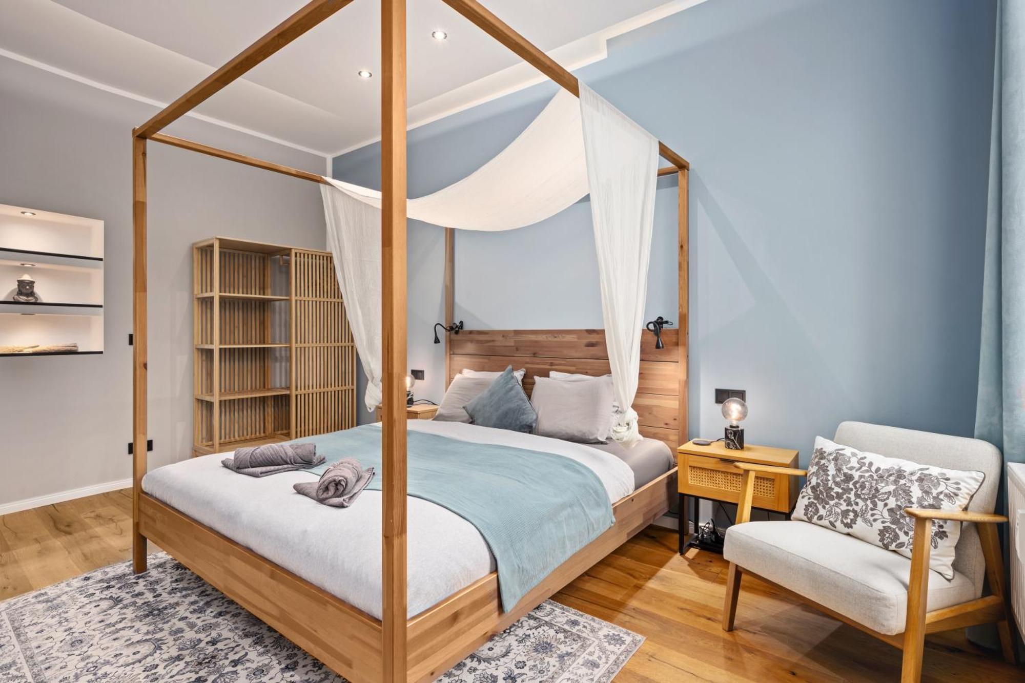 Edler Wohnraum Luxurioeses Stadtstudio Mit Balkon, Kaffeevollautomat & Klima Цвікау Екстер'єр фото